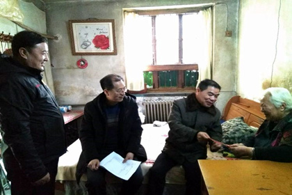 【“四進萬家系列活動”】集團領(lǐng)導(dǎo)走訪慰問組開展“進萬家門、訪萬家情、解萬家難、暖萬家心”活動
